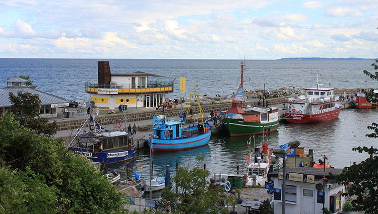 Sassnitz port Rugia wyspa ciekawostki atrakcje Niemcy
