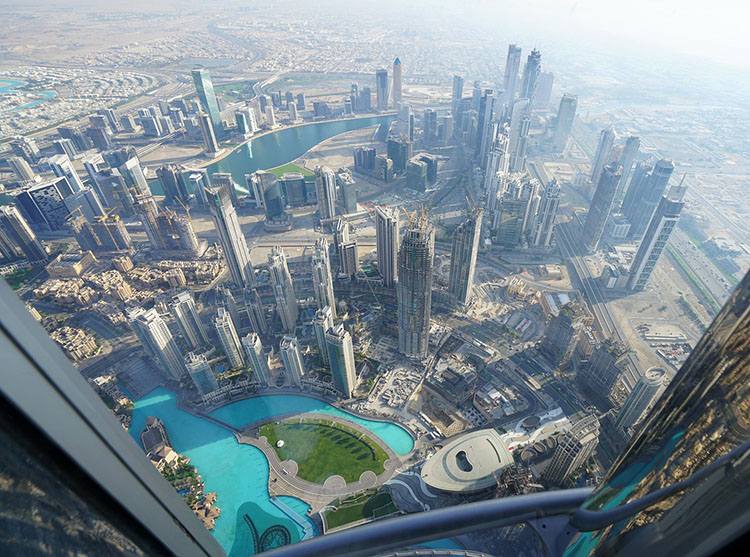 taras widokowy widok z Burdż Chalifa Dubaj