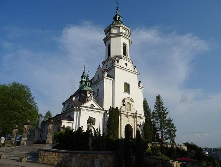 kolegiata kościół Ostrowiec Świętokrzyski ciekawostki zabytki
