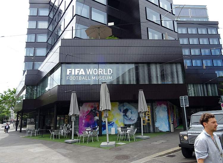 muzeum FIFA Zurych Szwajcaria ciekawostki piłka nożna sport
