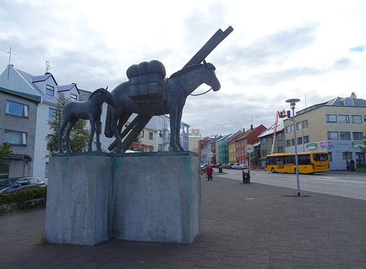 Reykjavik atrakcje ciekawostki Islandia