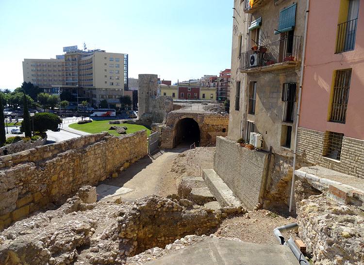 Tarragona Katalonia ciekawostki atrakcje zabytki