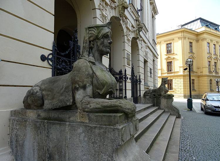 Uniwersytet Hradec Kralove Czechy ciekawostki atrakcje zabytki