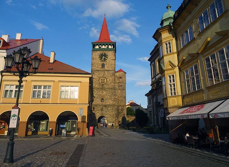 Waldicka brama rynek Jiczyn Czechy ciekawostki atrakcje zabytki