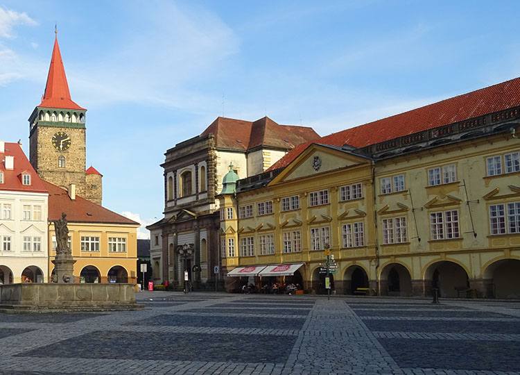 pałąc zamek rynek Jiczyn Czechy ciekawostki atrakcje zabytki