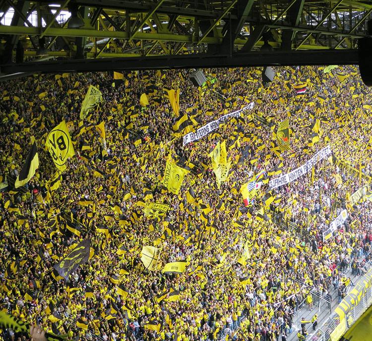 stadion Iduna Park Dortmund Niemcy Borussia 