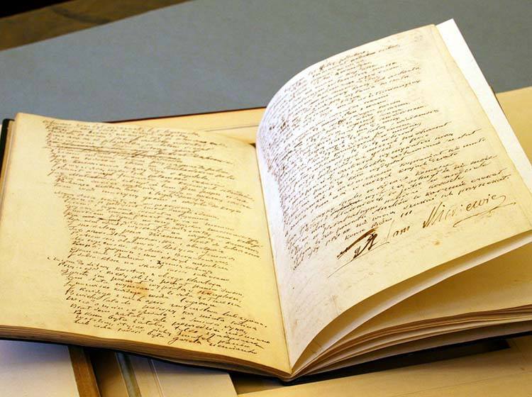lektura szkolna rękopis Pana Tadeusza epopeja Adam Mickiewicz