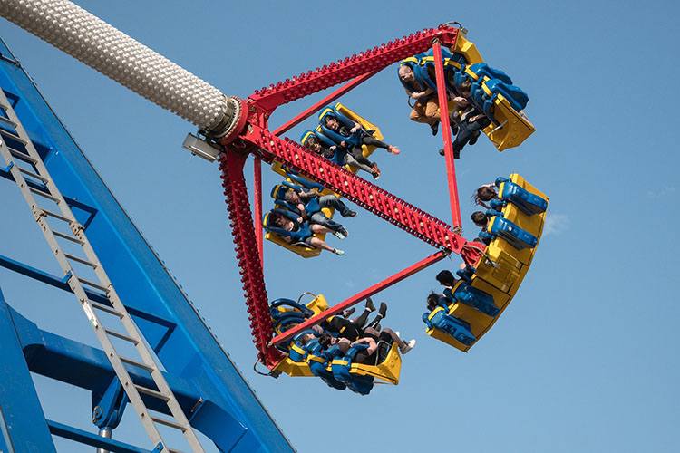parki rozrywki w Polsce park Polska ciekawostki wesołe miasteczko lunapark