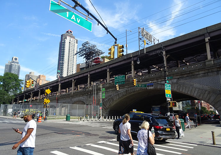 kolejka linowa Roosevelt Island ciekawostki Nowy Jork NYC Manhattan