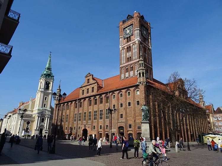 rynek Toruń ciekawostki atrakcje zabytki