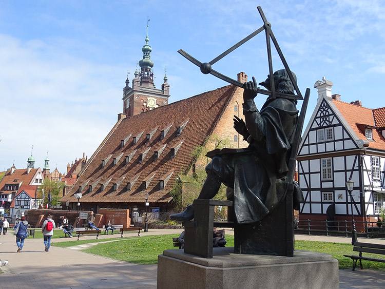Jan Heweliusz pomnik w Gdańsku pomniki atrakcje Gdańska