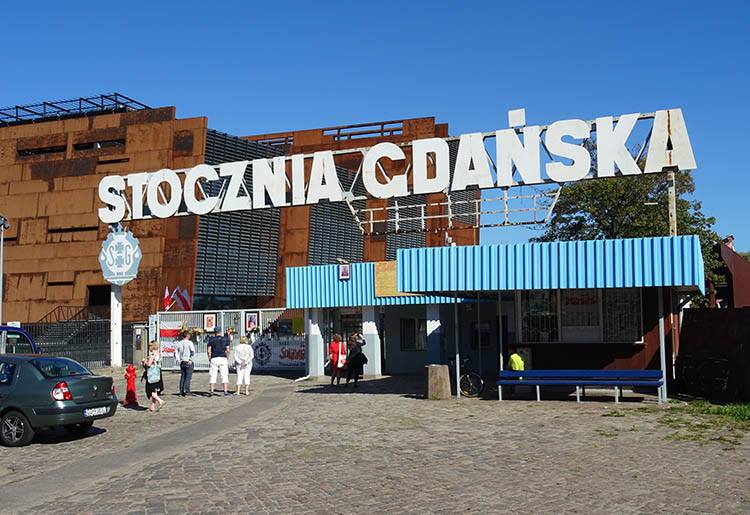 Stocznia Gdańska Europejskie Centrum Solidarności ciekawostki zabytki atrakcje