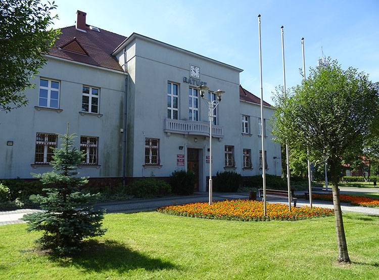 ratusz kapliczka Knurów ciekawostki atrakcje zabytki