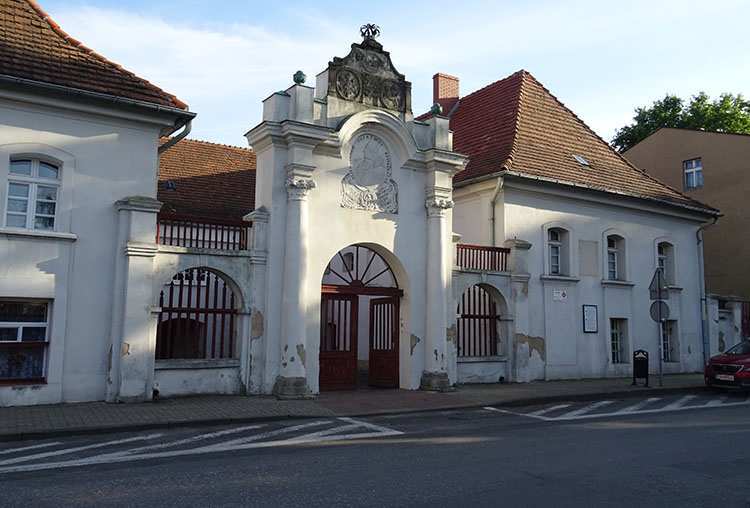 alumnat Trzemeszno ciekawostki atrakcje zabytki