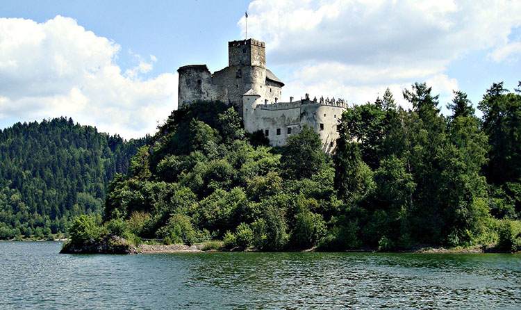 Niedzica ciekawostki Zamek Dunajec w Niedzicy