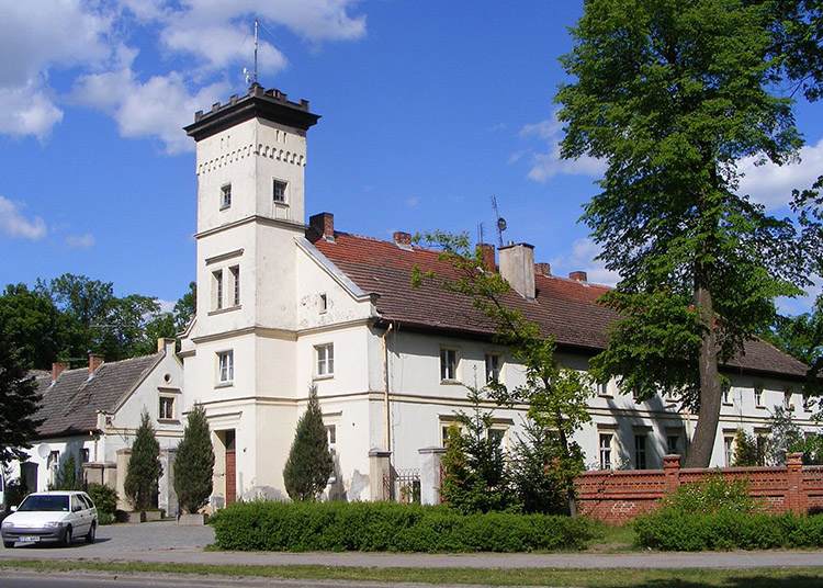 Pałac Działyńskich Złotów ciekawostki zabytki atrakcje