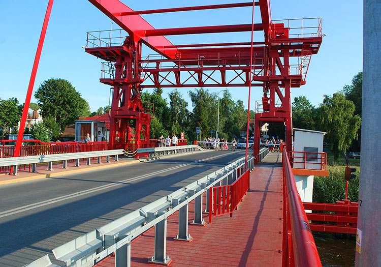 port most zwodzony w Dziwnowie ciekawostki