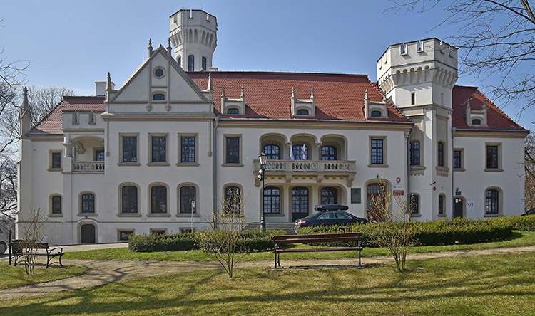 pałac Sroczyńskich Jasło ciekawostki zabytki