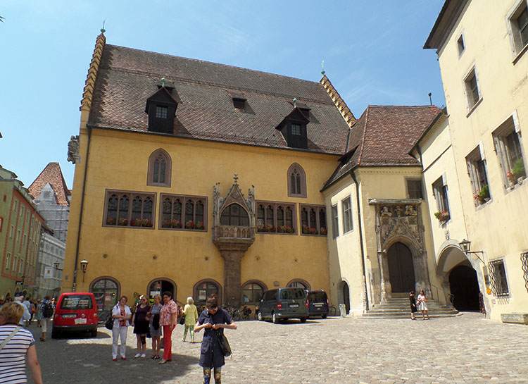 stary ratusz Altes Rathaus w Ratyzbonie zabytki