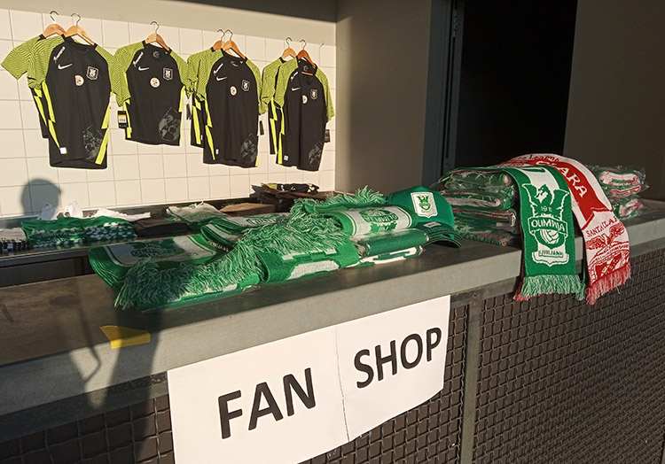 fan shop koszulki szaliki Olimpija Champion Ljubljana Słowenia