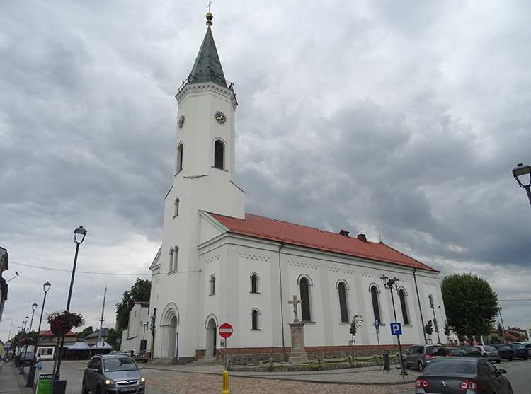 Dobrodzień ciekawostki kościół na rynku Magdaleny