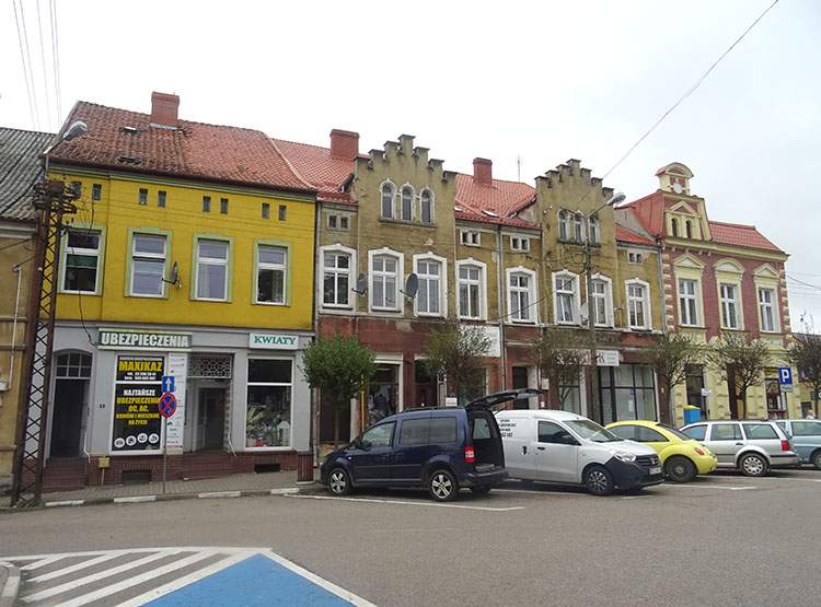 secesyjne kamienice rynek w Lidzbarku Plac Hallera