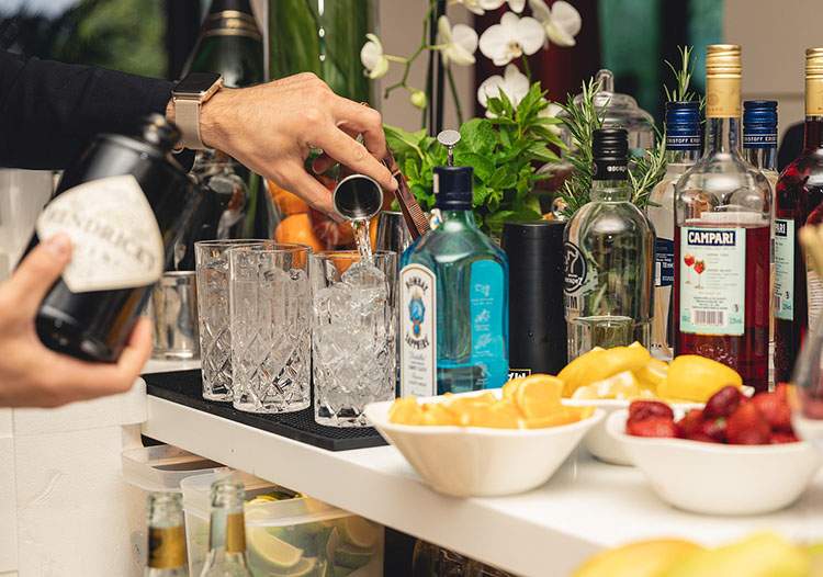barman na event barmani pokaz barmański