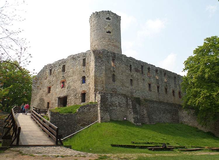Babice woj. małopolskie zamek Lipowiec