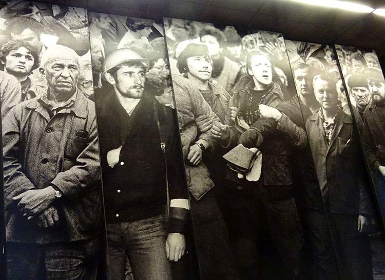 stan wojenny ciekawostki internowania Solidarność opozycja