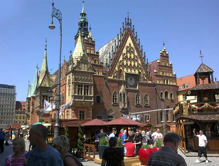 Wrocław rynek Stary Ratusz z czego słyną polskie miasta