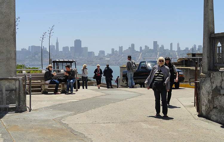 miasto San Francisco z wyspy