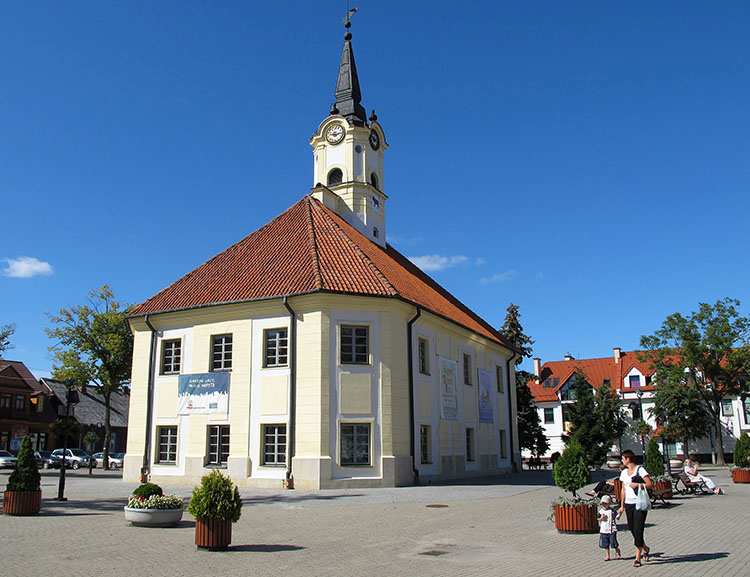 Bielsk Podlaski ciekawostki dawny ratusz muzeum w Bielsku Podlaskim