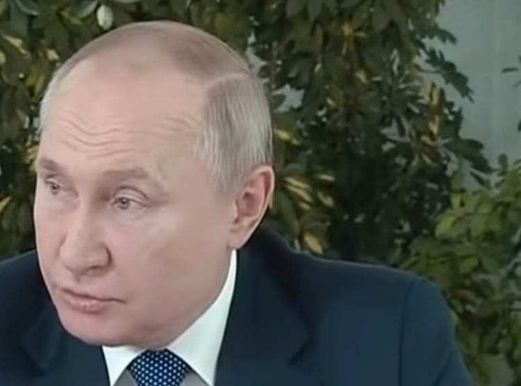 Putin deepfake ciekawostki sztuczna inteligencja przepowiednie Nostradamusa na 2022 rok