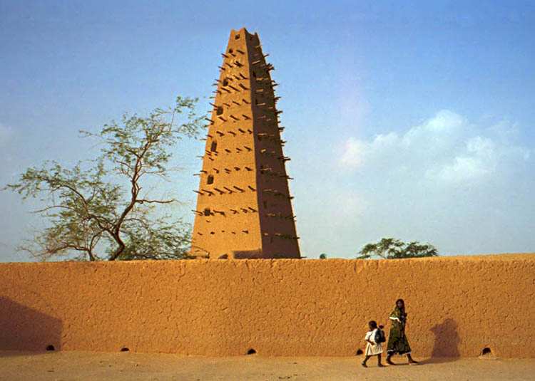 wielki Meczet w Agadez Niger ciekawostki atrakcje