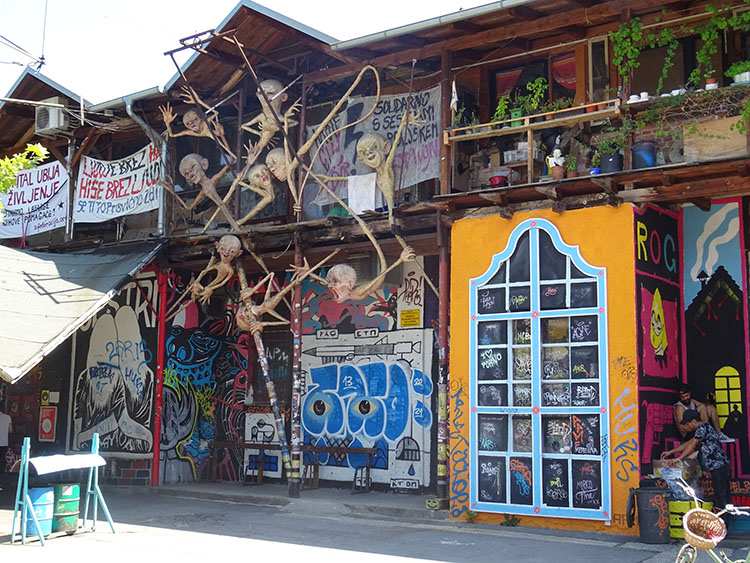 Metelkova Lublana Słowenia ciekawostki