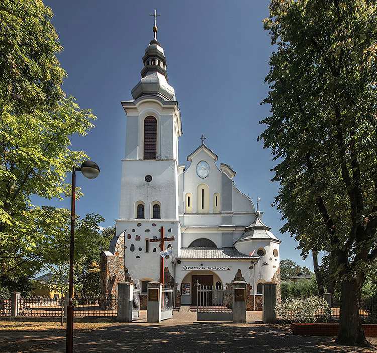 kościół NMP Gmina Szczerców ciekawostki atrakcje na wesele zabytki