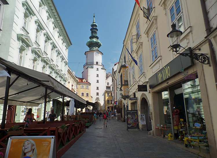 Stare Miasto kamienice Bratysława ciekawostki atrakcje zabytki