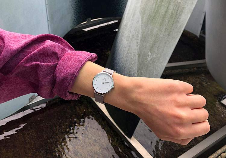 Daniel Wellington prezent na 18 urodziny
