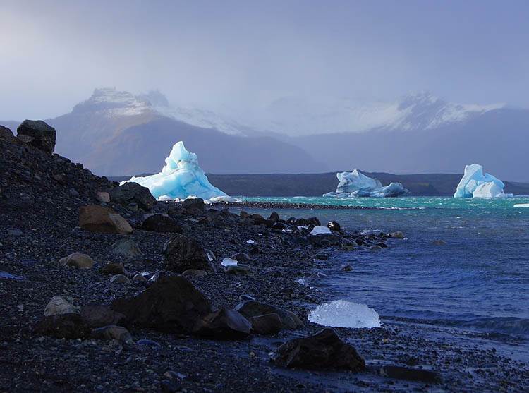 Fjallsarlon jezioro lodowiec Islandia atrakcje ciekawostki
