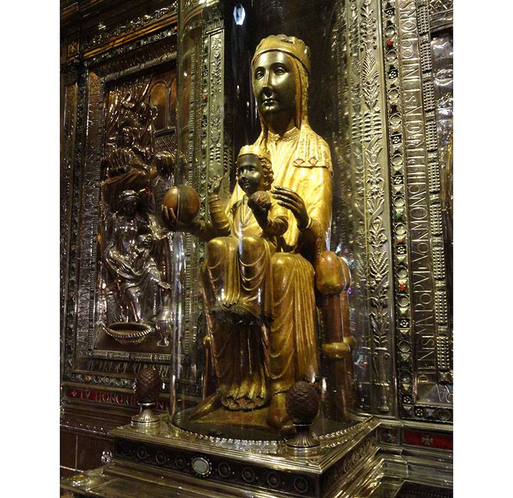 La Moreneta Matka Boska Montserrat Katalonia ciekawostki Hiszpania Barcelona