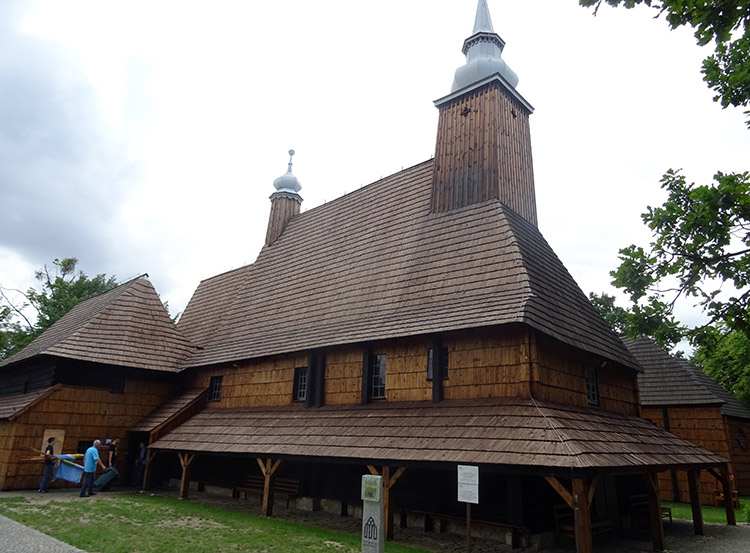 drewniany kościół św. Anny Olesno ciekawostki atrakcje zabytki