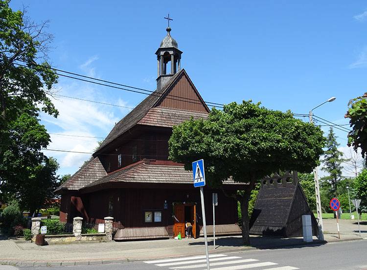 kościół drewniany Łask ciekawostki atrakcje zabytki