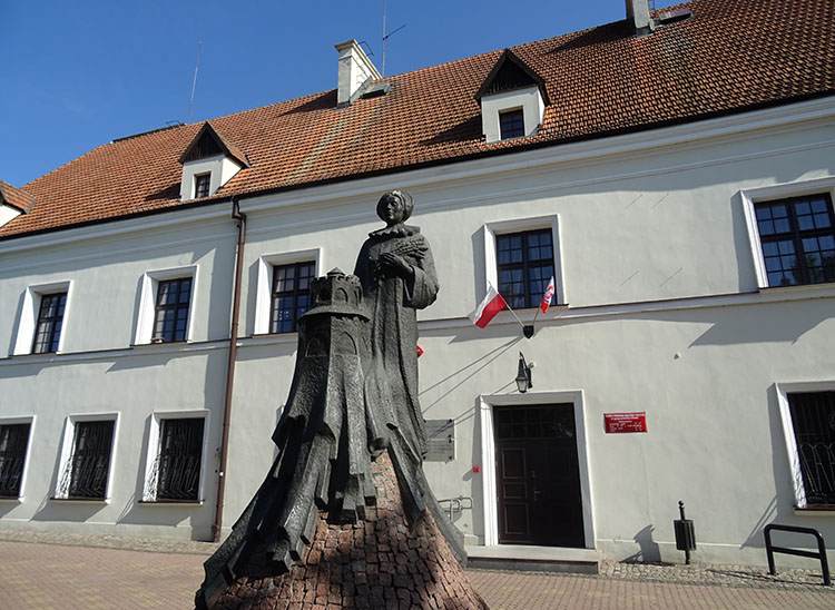 Brodnica pałac Wazówny pomnik Anna Wazówna