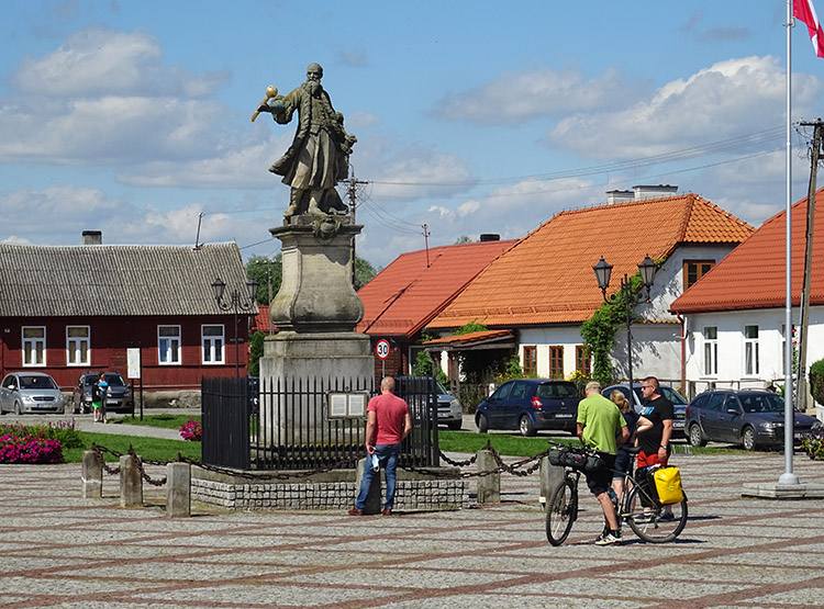 hetman Stefan Czarniecki pomnik Tykocin województwo podlaskie atrakcje zabytki