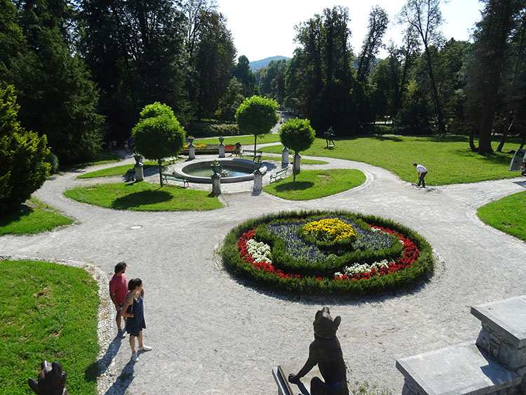 Tivoli Park w Lublanie Słowenia
