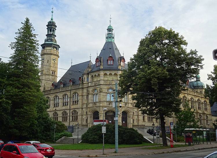 Muzeum Północnoczeskie w Libercu Czechy atrakcje zabytki