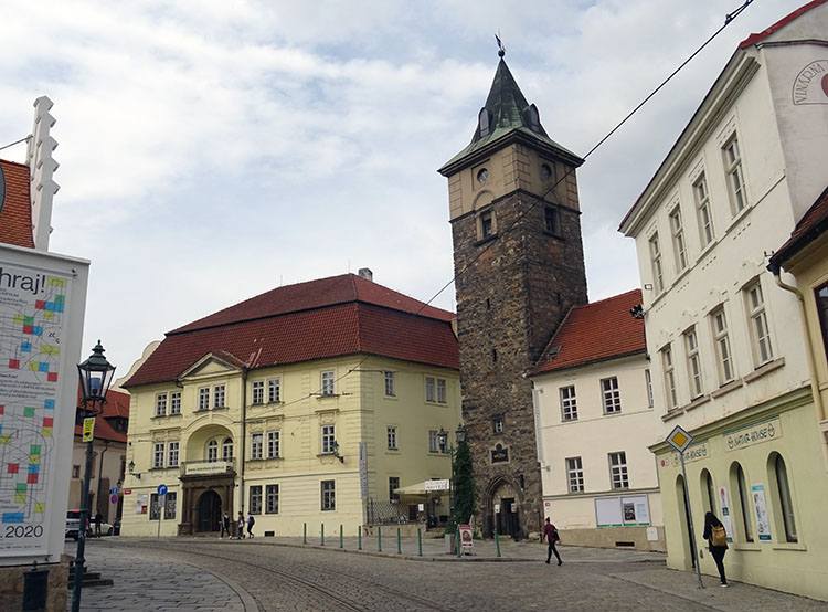 wieża Pilzno Plzen Czechy ciekawostki atrakcje zabytki