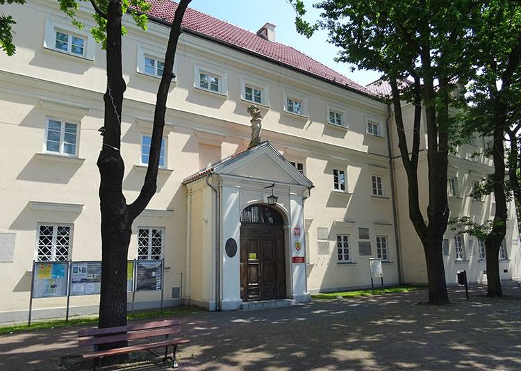 muzeum Łowicz ciekawostki atrakcje zabytki