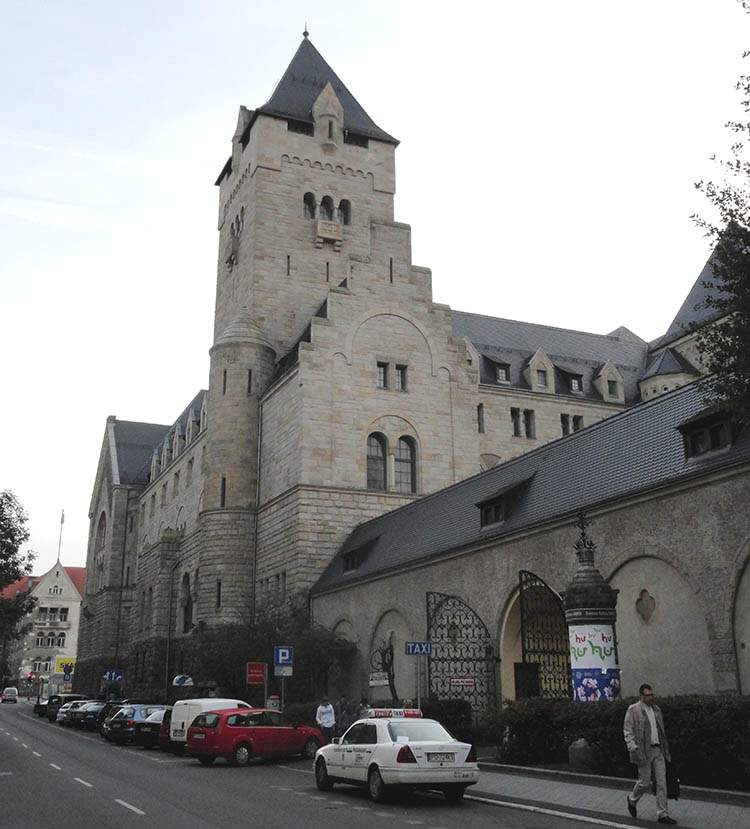 Zamek Cesarski Poznań atrakcje zabytki