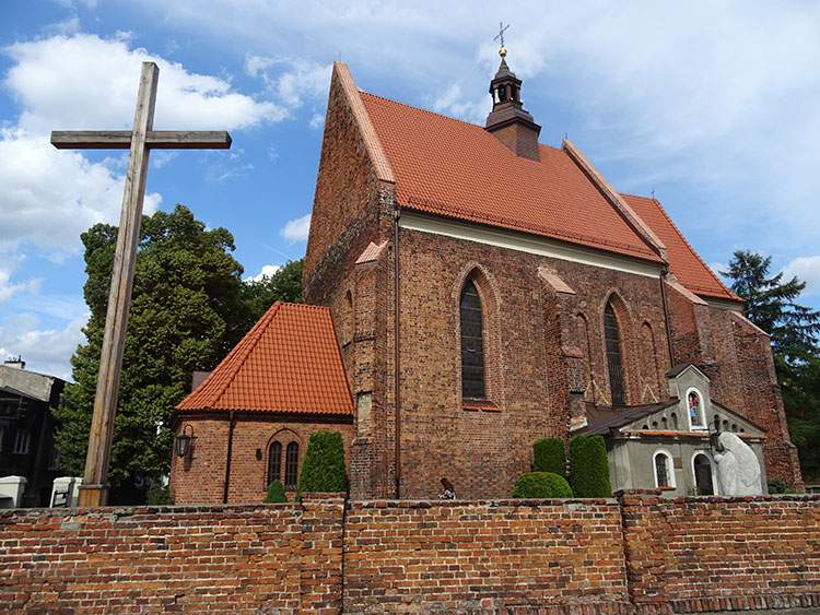 Ostrzeszów ciekawostki zabytki kościół